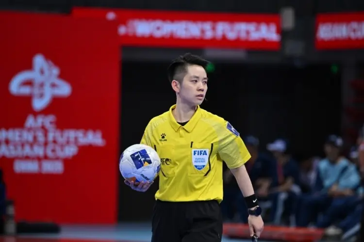 中国五人制, 月前往菲律, 水平获高度